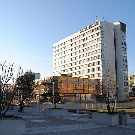 Labe 3* Pardubice