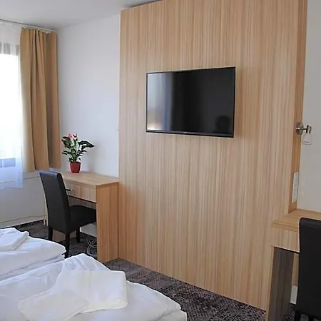 Labe Hotel 3*